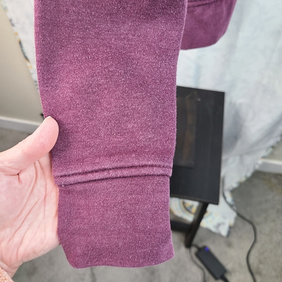 Carhartt burgundy full-zip long-sleeve spell out hoodie women's XS - Picture 9 of 15